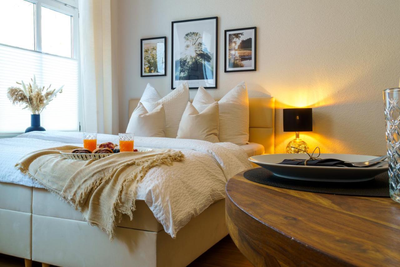 Suite Fuer 4 Mit Terrasse Im Herzen Der Innenstadt Шверин Экстерьер фото