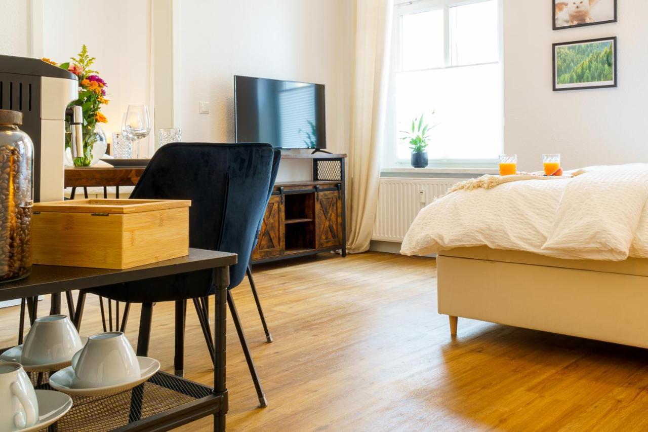 Suite Fuer 4 Mit Terrasse Im Herzen Der Innenstadt Шверин Экстерьер фото
